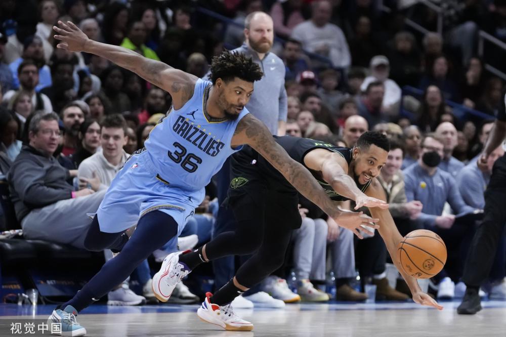 还是某种暗 还是某种暗