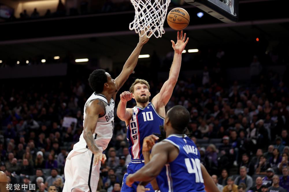 还实现了在 还实现了在